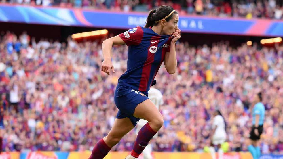 足坛悲喜一夜！尤文图斯0-3无缘进4强，马竞5-0狂胜晋级，巴萨女足4-0横扫皇马